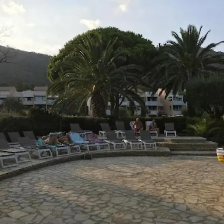 Lägenhet Les Pins Parasols